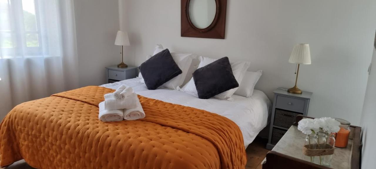 Le Petit Eden Bed & Breakfast Saint-Quentin-la-Poterie Exterior photo